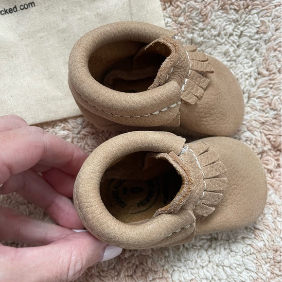 Freshly Picked Weathered Brown Moccasin Baby Shoe - Picture 6 of 7